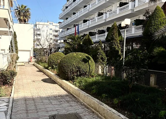 Sunny And Waves Appartement Golem (Tirana)