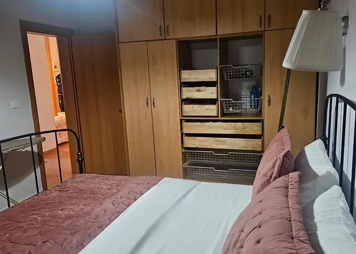 Sunny And Waves Golem (Tirana)